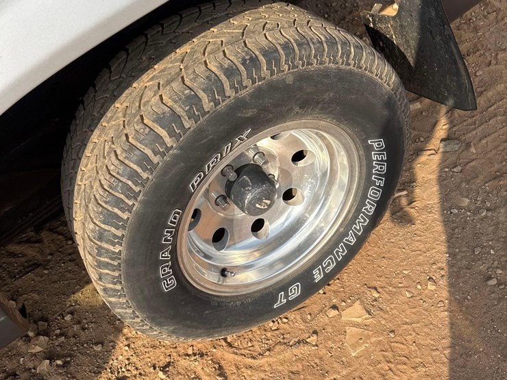 1994-cheverolt-1500-single-cab-pickup-truck-w/truck-topper-image-20