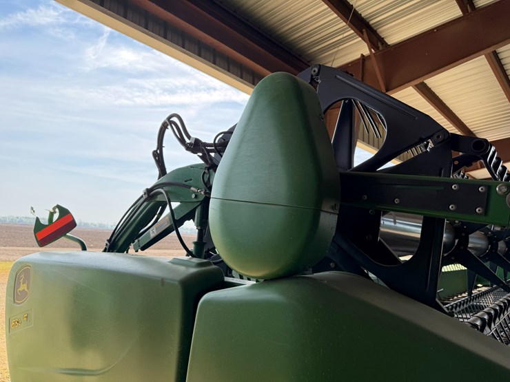 2014-john-deere-30-image-51