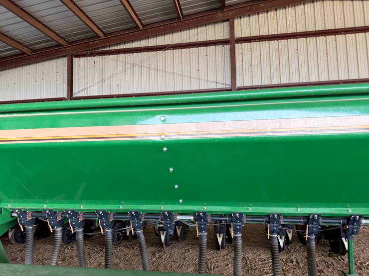 #40294-•-great-plains-2520-25'-grain-drill-image-143