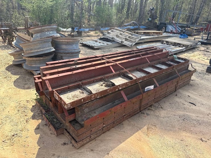 5291---(20)-miscellaneous-8'-concrete-forms-image-1