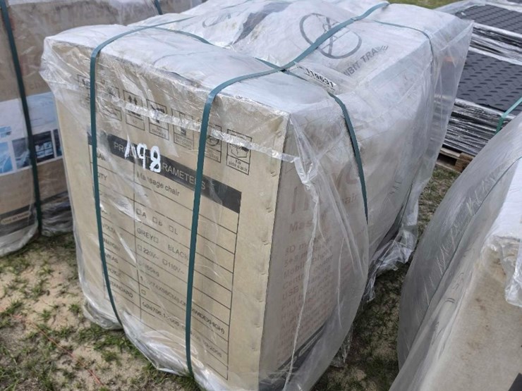 --absolute---new-high-end-massage-chair-image-2