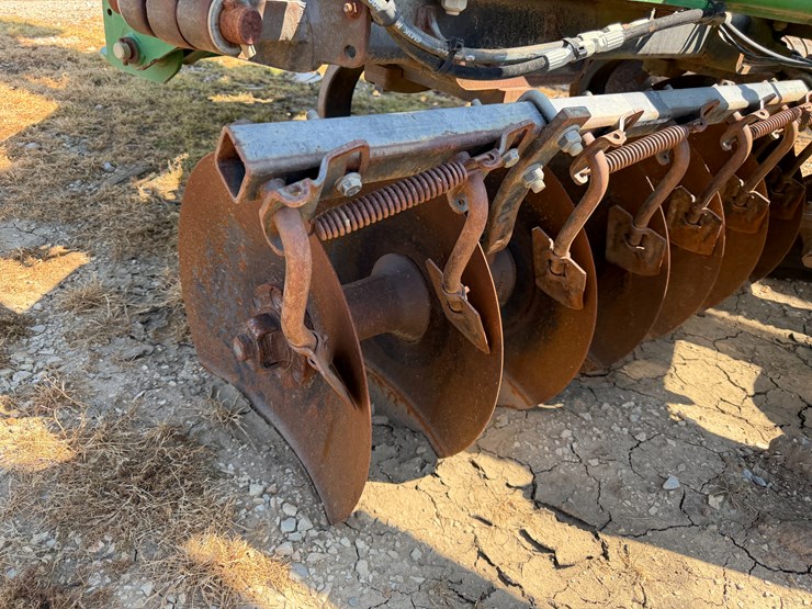 john-deere-2623-image-31