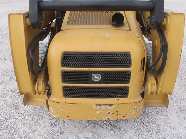 john-deere-250-image-32