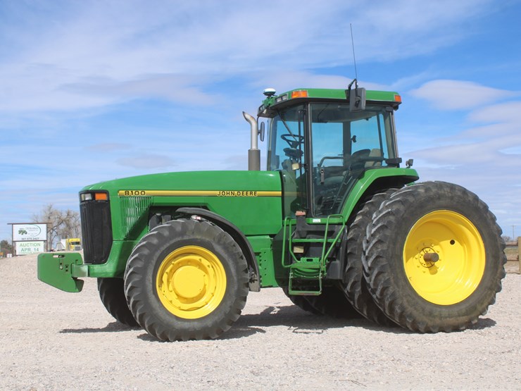 john-deere-8100-image-3