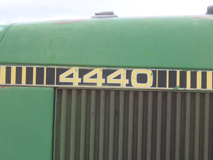 1979-john-deere-4440-image-18