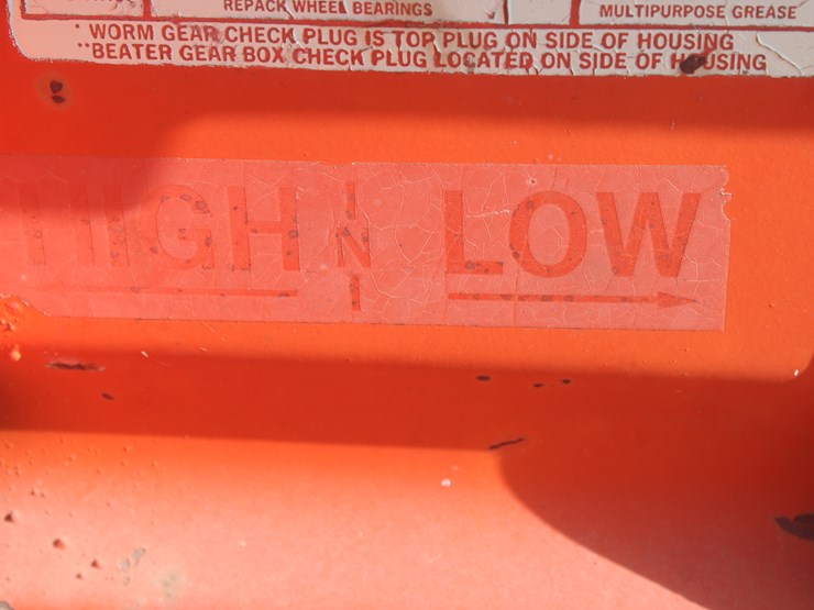 #1081-•-du-al-600-manure-spreader-image-17