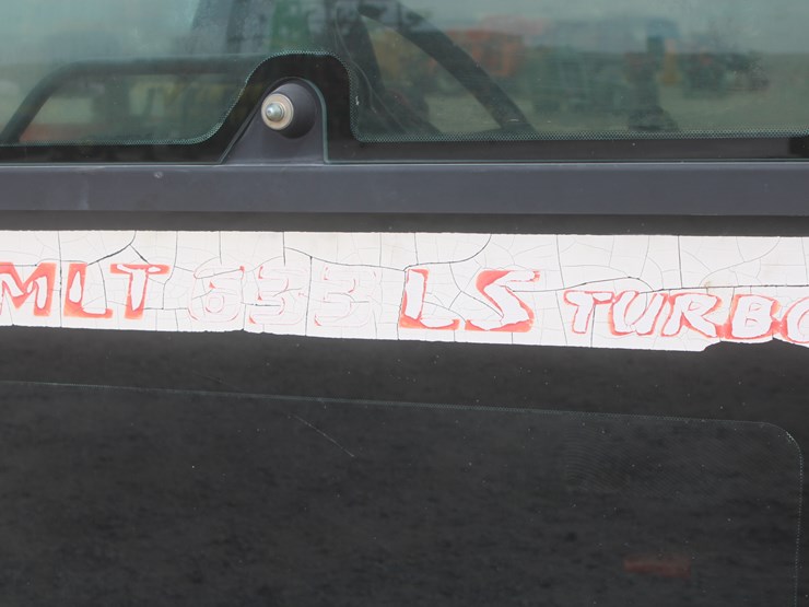 2002-manitou-mlt633-image-43