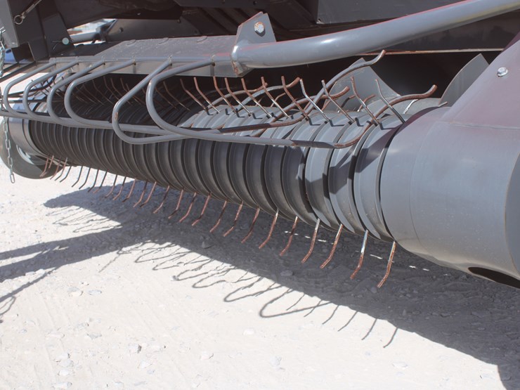 2020-massey-ferguson-1840-image-17