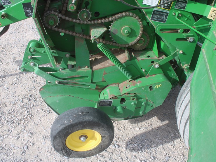 john-deere-568-image-34