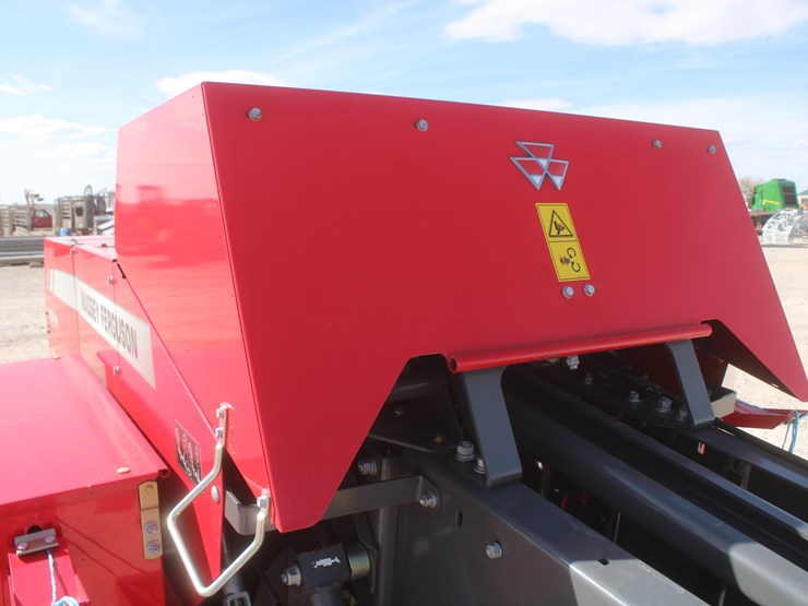 2020-massey-ferguson-1840-image-30