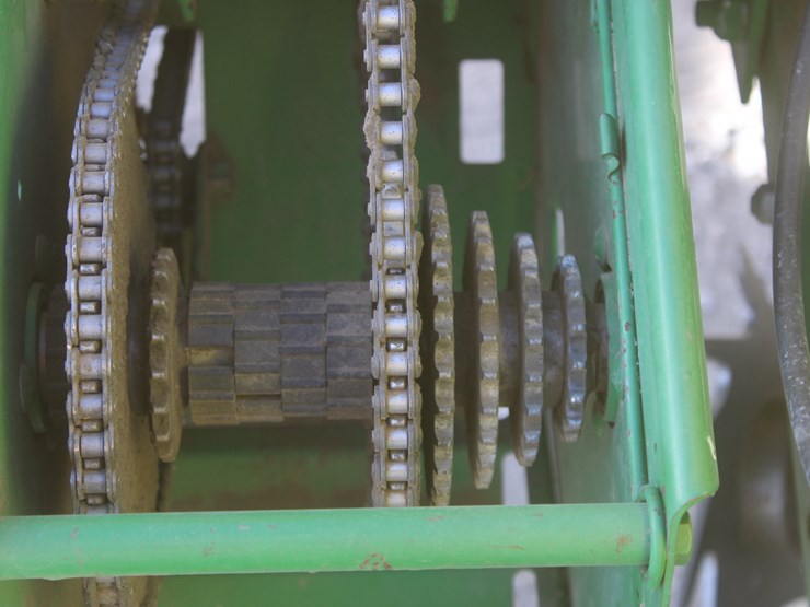 john-deere-7200-image-77