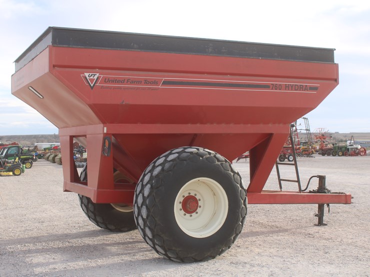 united-farm-tools-760-image-28