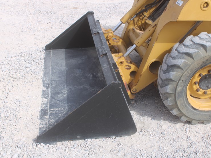 john-deere-250-image-11