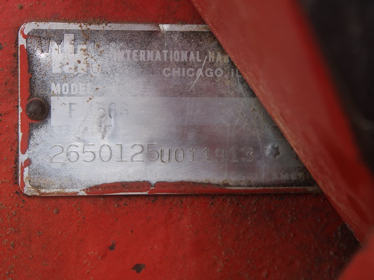 1976-international-155-image-77