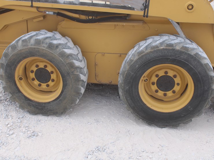 john-deere-250-image-42