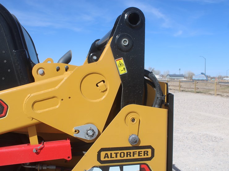 caterpillar-259d3-image-27