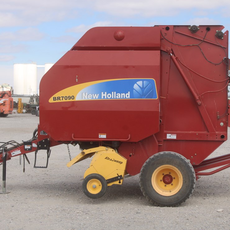 NEW HOLLAND BR7090