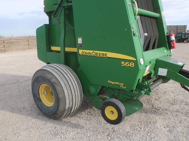 john-deere-568-image-55