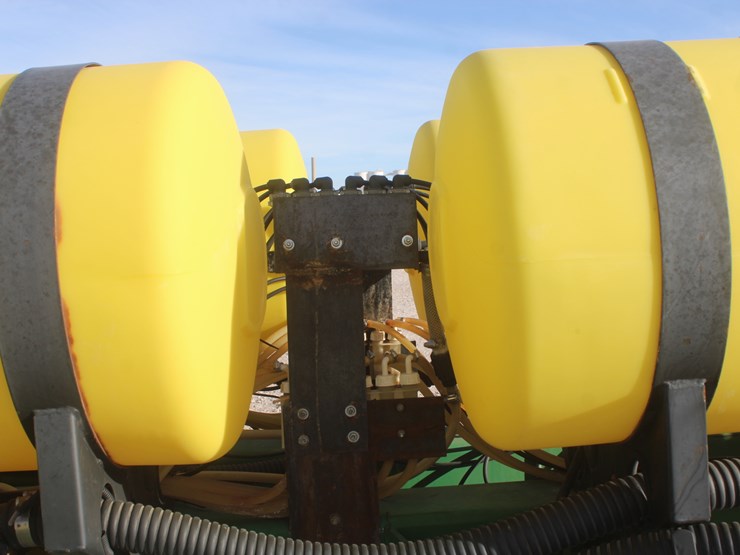 john-deere-7200-image-31