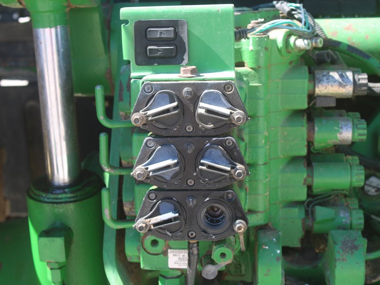 john-deere-8220-image-59