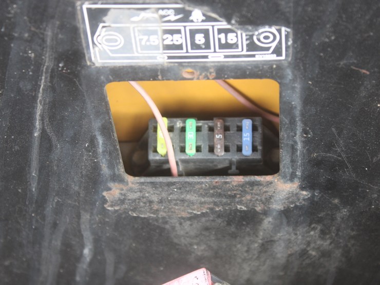 john-deere-250-image-51