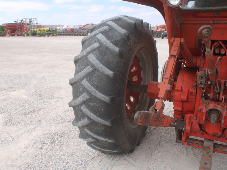 1976-international-155-image-50