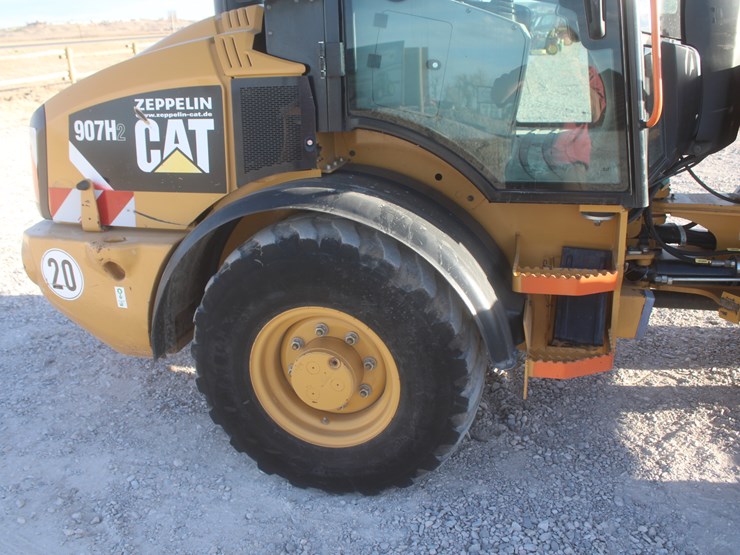 2014-caterpillar-907h2-image-71