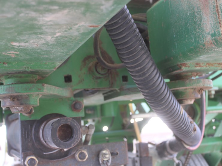 john-deere-7200-image-92