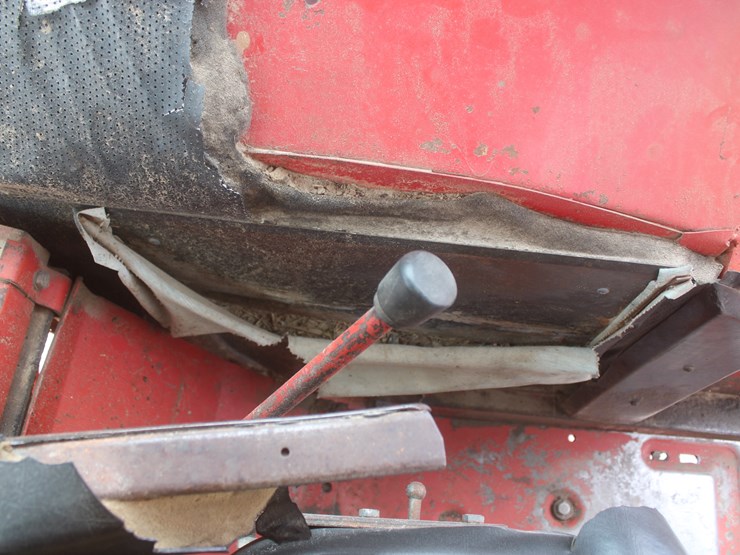 1976-international-155-image-31