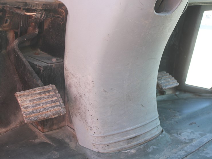 2014-caterpillar-907h2-image-39