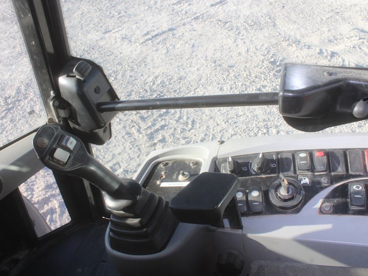 2014-caterpillar-907h2-image-45