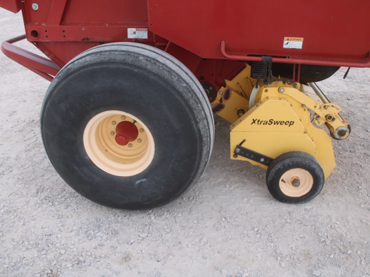 new-holland-br7090-image-50