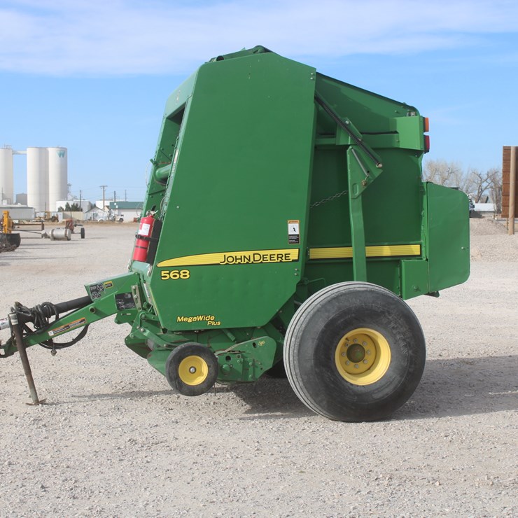 JOHN DEERE 568