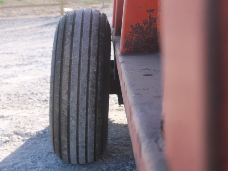 #1081-•-du-al-600-manure-spreader-image-31