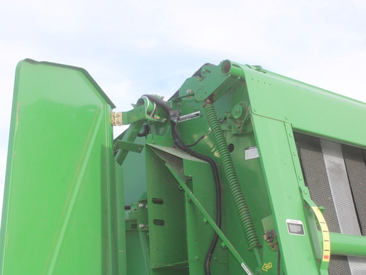 john-deere-568-image-66