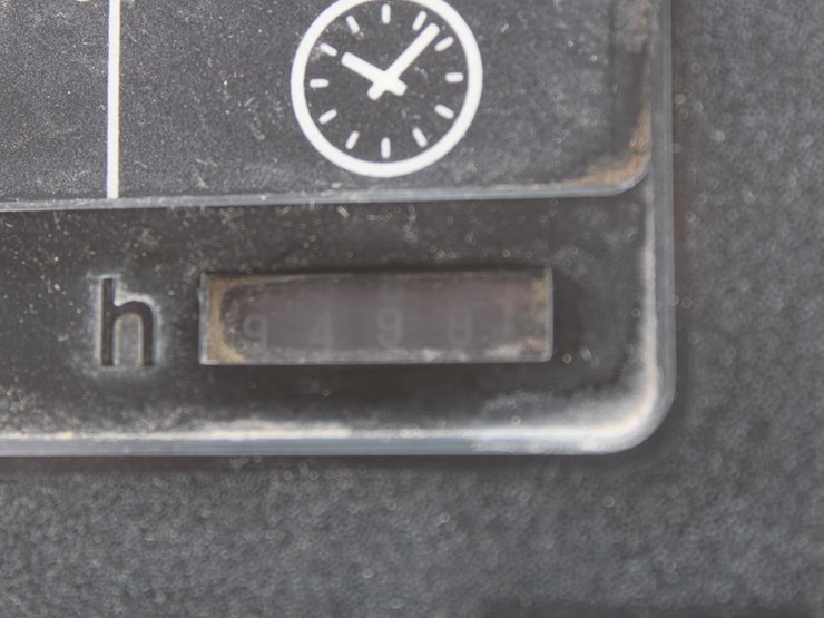 1985-john-deere-4650-image-43