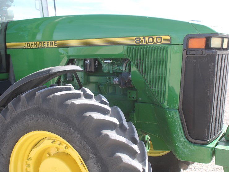 john-deere-8100-image-56