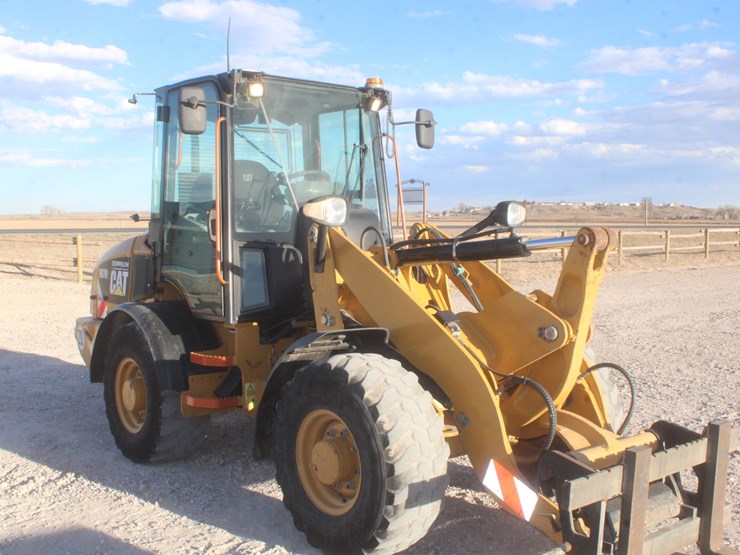 2014-caterpillar-907h2-image-80