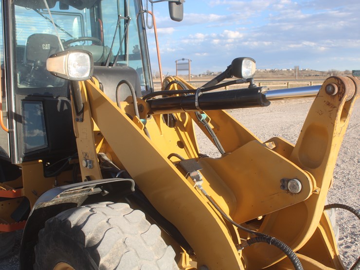 2014-caterpillar-907h2-image-81