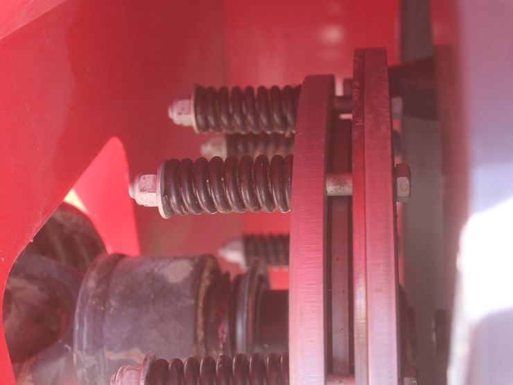 2020-massey-ferguson-1840-image-25