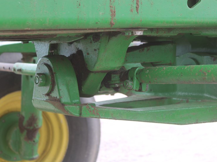 1985-john-deere-4650-image-76