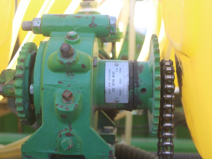 john-deere-7200-image-79