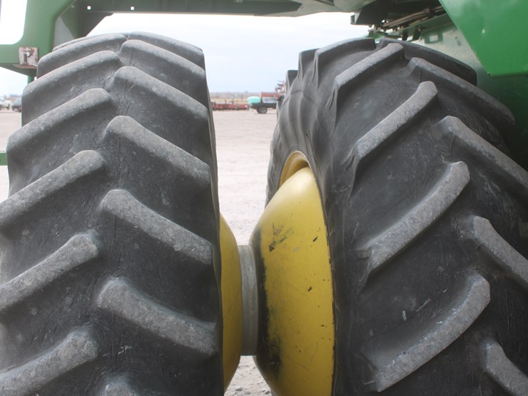 john-deere-9610-image-35