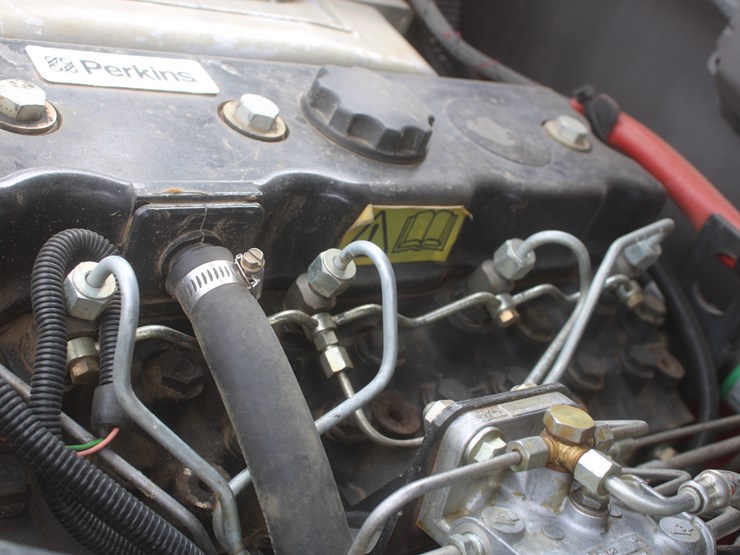 2002-manitou-mlt633-image-57