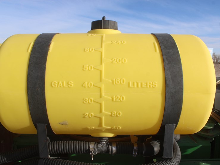 john-deere-7200-image-34