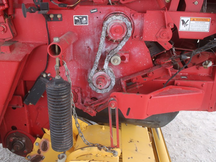 new-holland-br7090-image-55