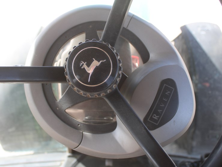 john-deere-8100-image-78