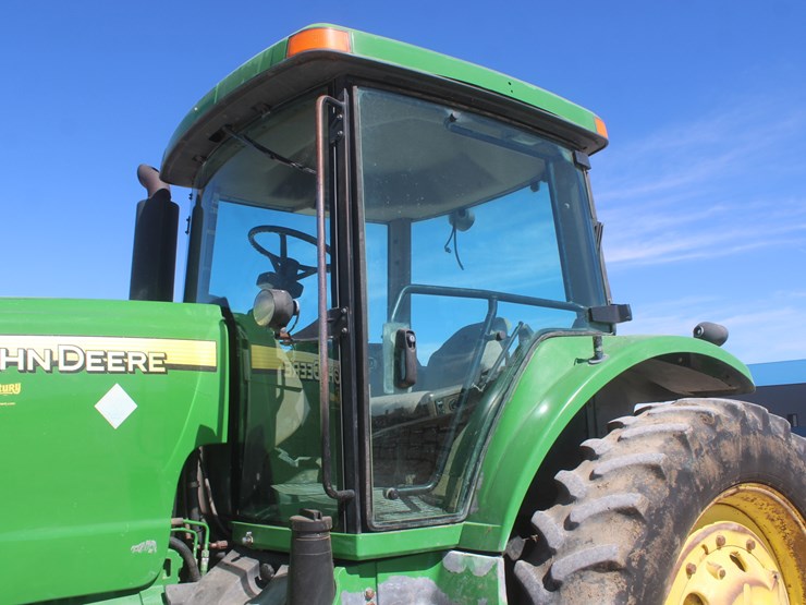 john-deere-8220-image-29