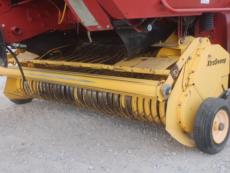 new-holland-br7090-image-14