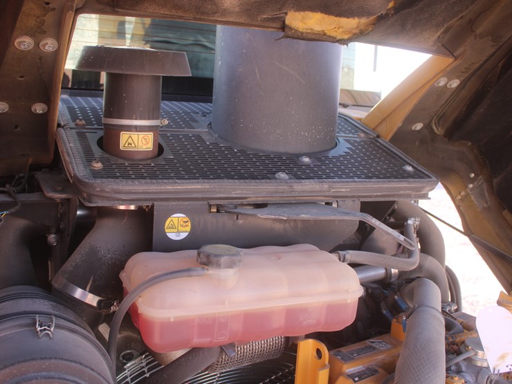 2014-caterpillar-907h2-image-60